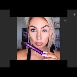 Epic 4D mascara
